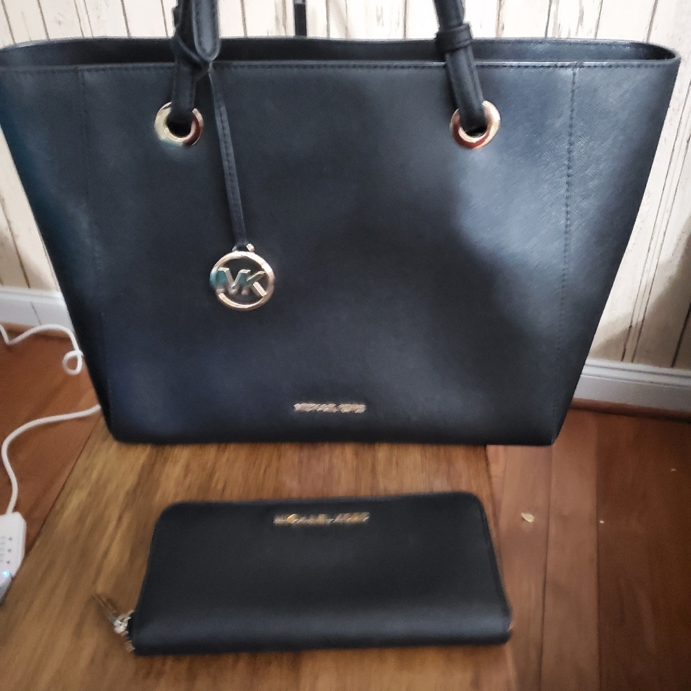 Michael Kors with matching wallet